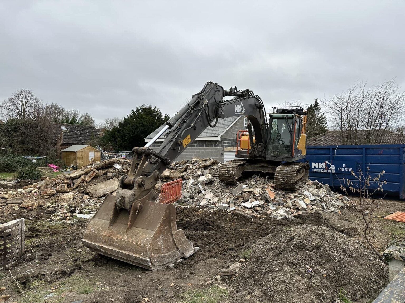 Site Clearance - mkdemolitionandreclaim.co.uk